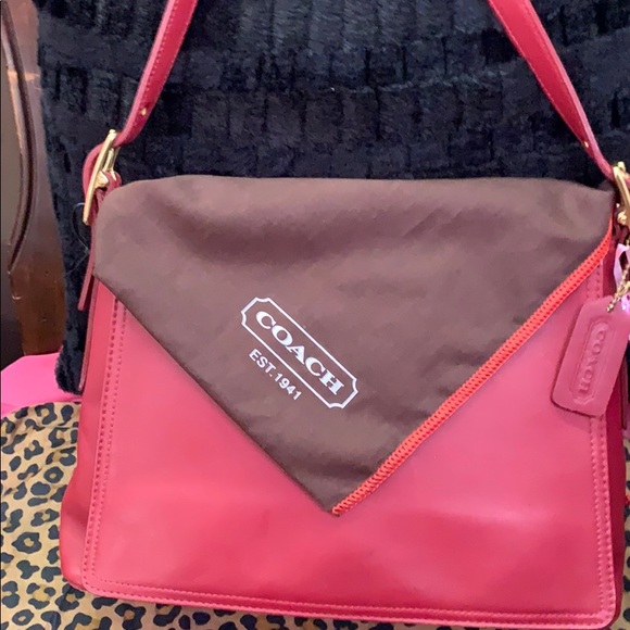 Coach purses - Picture 2 of 6